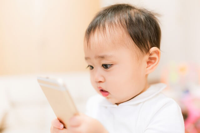 スマホと赤ちゃん